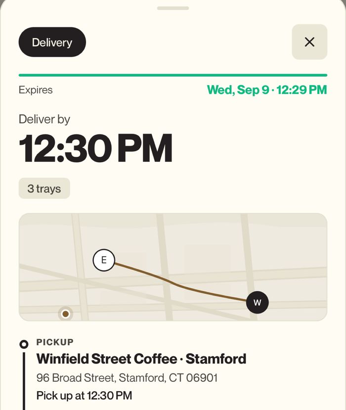 Driver app: a delivery with the deliver-by time, a route map and the pickup store